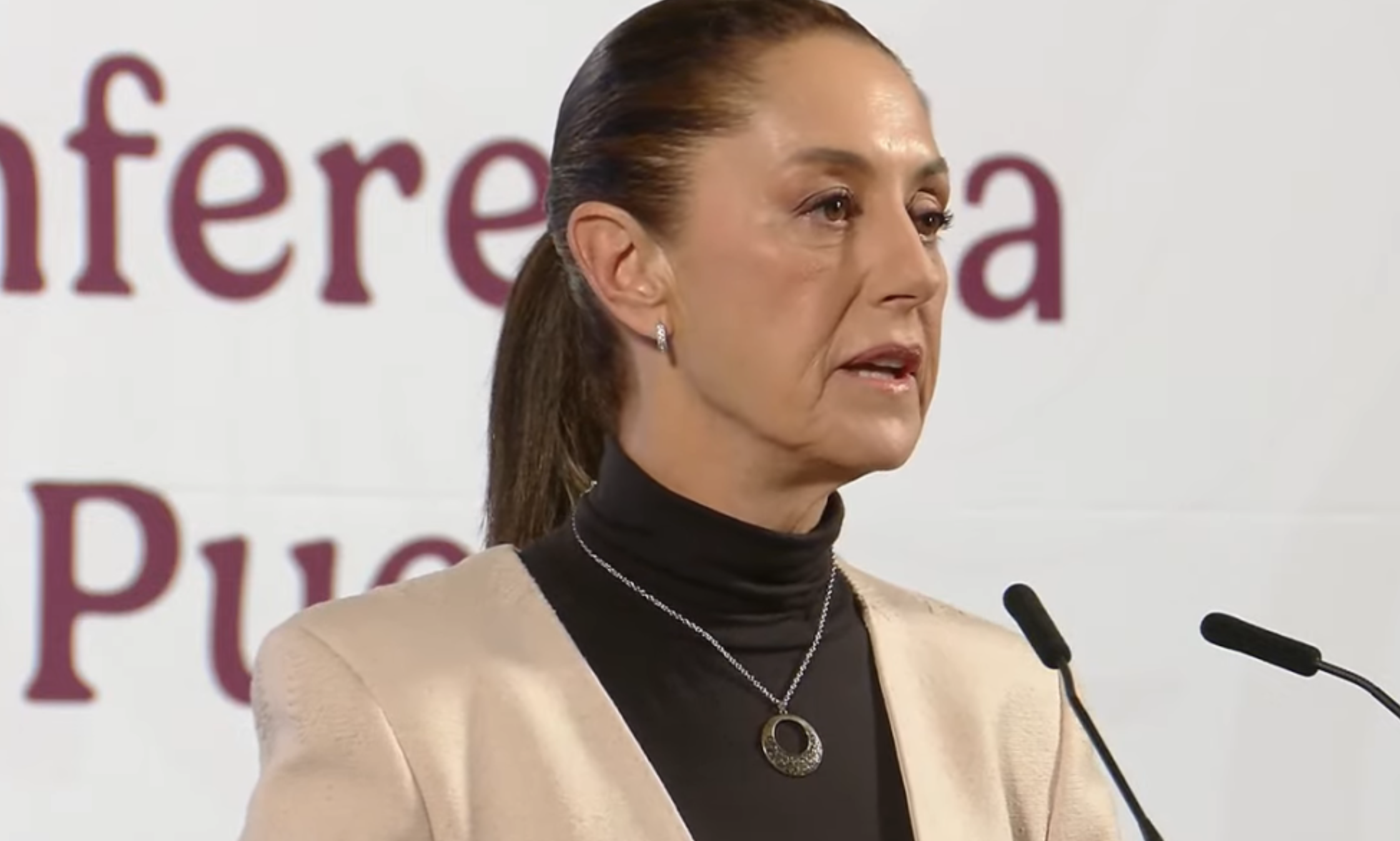 Sheinbaum esperará al 2 abril para decidir sobre los aranceles